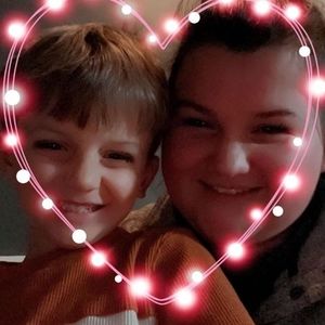 Meet your Posher, Carrie